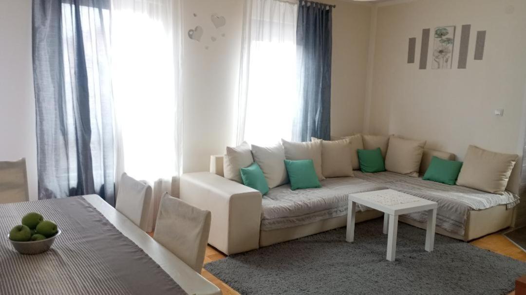 Apartman Gana Altina Lux Beograd Eksteriør billede